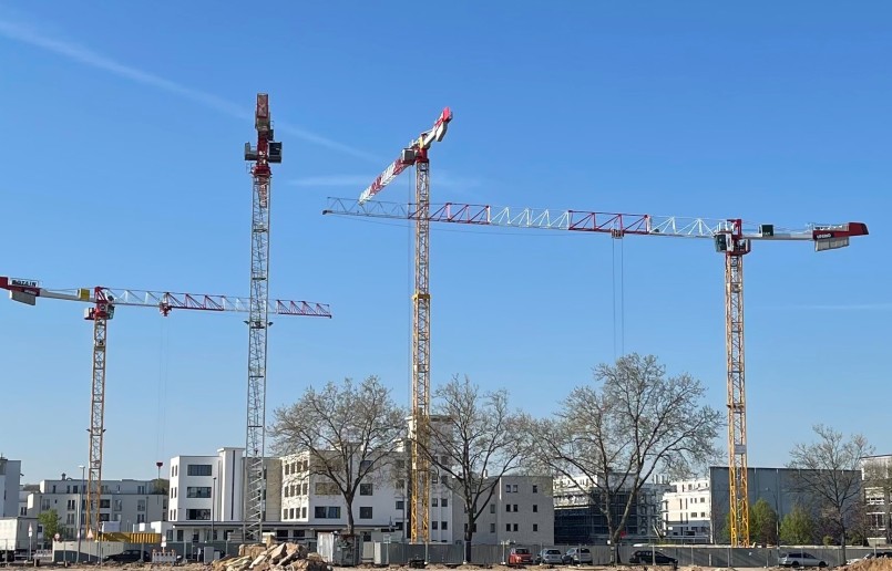 Fa. Schmeing - BV Köln - Panorama - Potain MDT219.jpg
